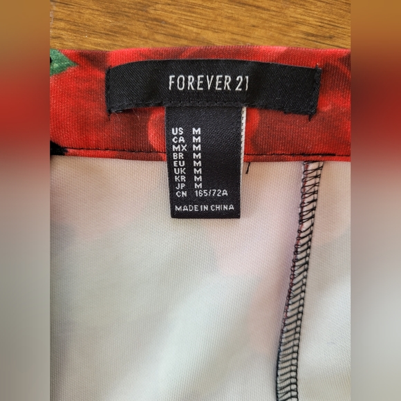 Forever 21 rose print circle skirt size M - Picture 6 of 7